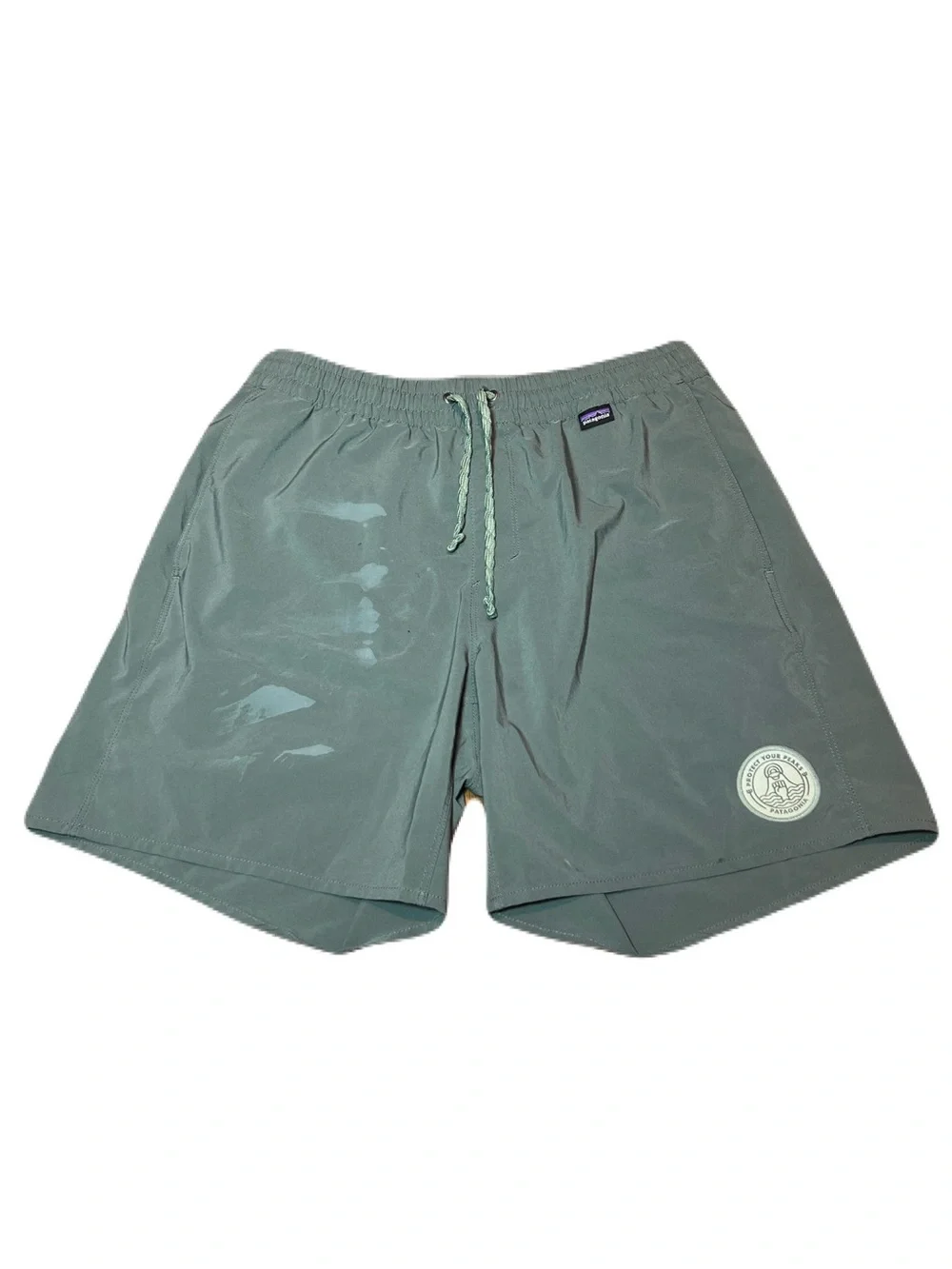 Patagonia Hydropeak Volley Hybrid Shorts in Green, Men’s size Small